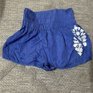 NWOT FO movement shorts